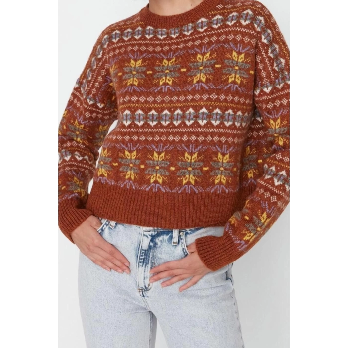 Kadın Moda Şık Bisiklet Yaka Standart Kol Regular Geniş Kalıp Yumuşak Dokulu Desenli Triko Kazak