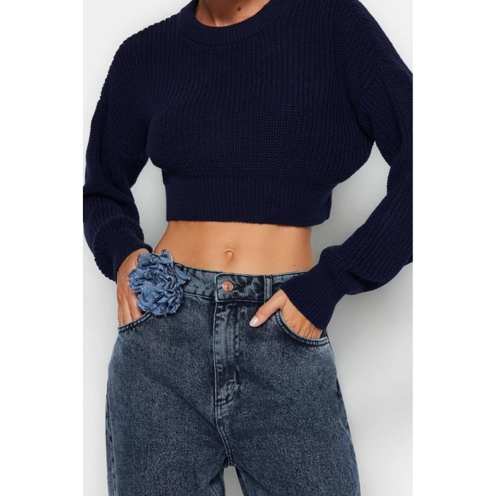 Women Fashion Stylish Crew Neck Low Sleeve Crop Super Basic Knitwear Sweater