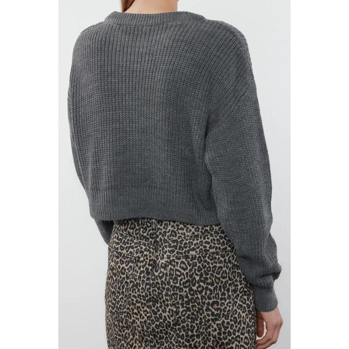 Women Fashion Stylish Crew Neck Low Sleeve Crop Super Basic Knitwear Sweater