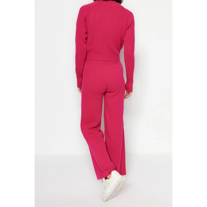 Womens Fashion Stylish Tube Leg Crop Length Long Sleeve Crop Finger Detailed Knitwear Top-Bottom Set