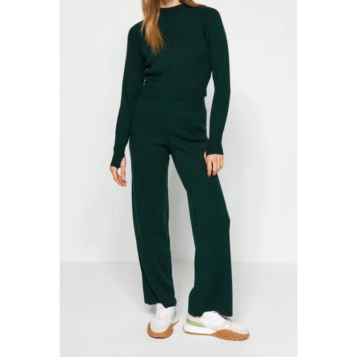 Womens Fashion Stylish Tube Leg Crop Length Long Sleeve Crop Finger Detailed Knitwear Top-Bottom Set