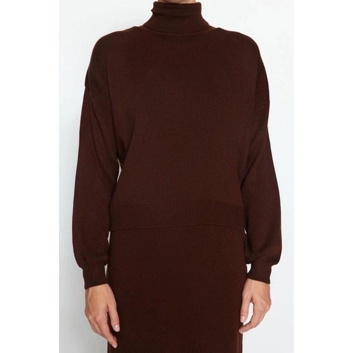 Women Fashion Stylish Regular Length Long Sleeve Turtleneck Knitwear Skirted Top-Bottom Set