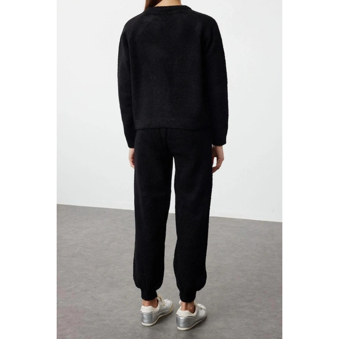 Womens Fashion Stylish Regular Length Long Sleeve Boucle Yarn Knitwear Top-Bottom Set