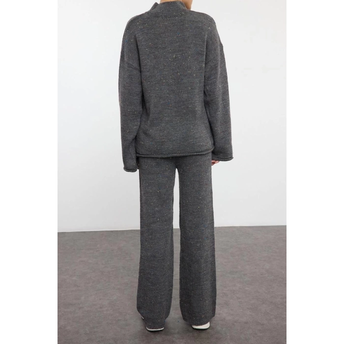 Women Fashion Stylish Regular Length Long Sleeve Woolen Gradient Knitwear Top-Bottom Set