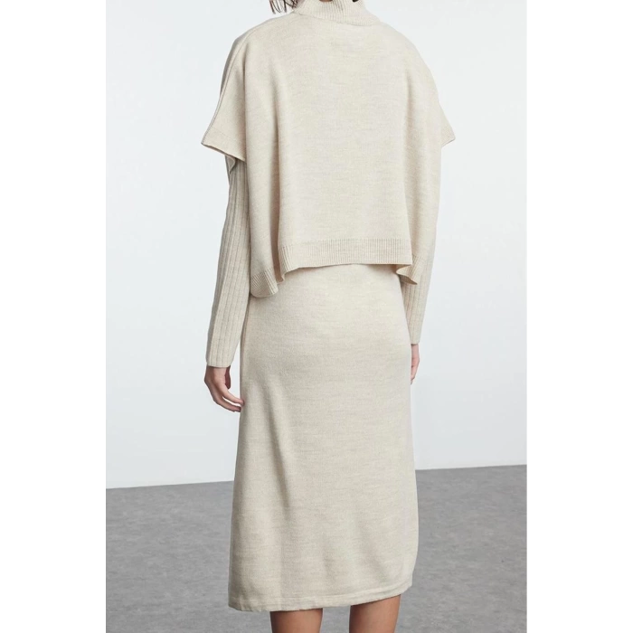 Kadın Moda Şık Midi Boy Dik Yaka Oversize Geniş Kalıp Triko Süveterli Elbise