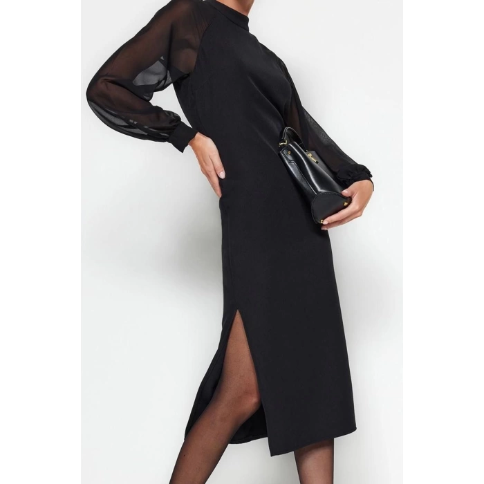 Kadın Moda Şık Midi Boy Dik Yaka Regular Kol Detaylı Dokuma Elbise