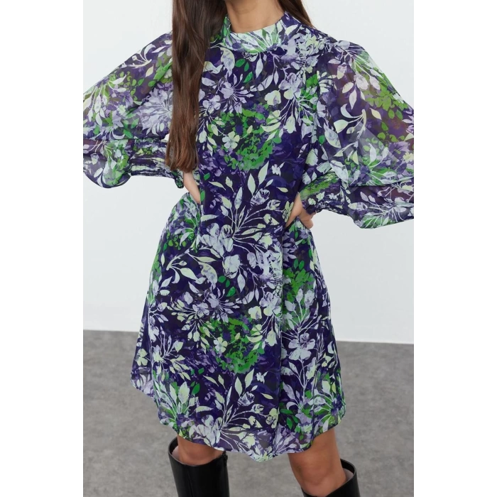 Kadın Moda Şık Mini Boy Dik Yaka Regular Soyut Dokuma Kışlık Elbise