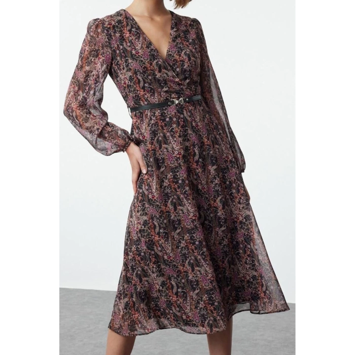 Kadın Moda Şık Midi Boy Kruvaze Regular Çiçekli Kemerli A Kesim Yaka Desenli Şifon Dokuma Elbise
