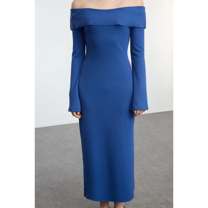 Kadın Moda Şık Midi Boy Carmen Yaka Slim Fitted Vücuda Oturan Yumuşak Dokulu Esnek Örme Kalem Elbise