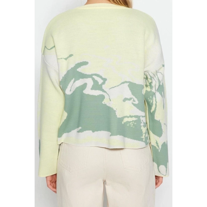 Women Fashion Stylish Crew Neck Standard Sleeve Regular Patterned Knitwear Sweater