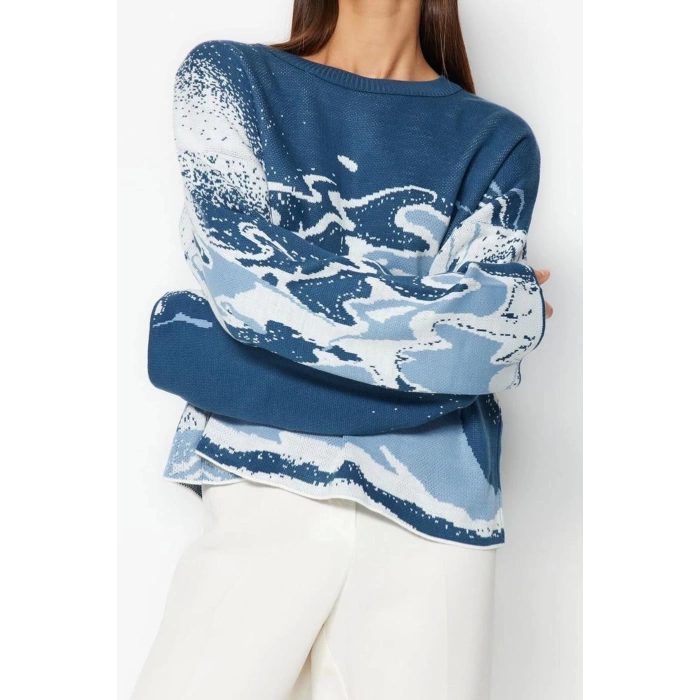 Women Fashion Stylish Crew Neck Standard Sleeve Regular Patterned Knitwear Sweater