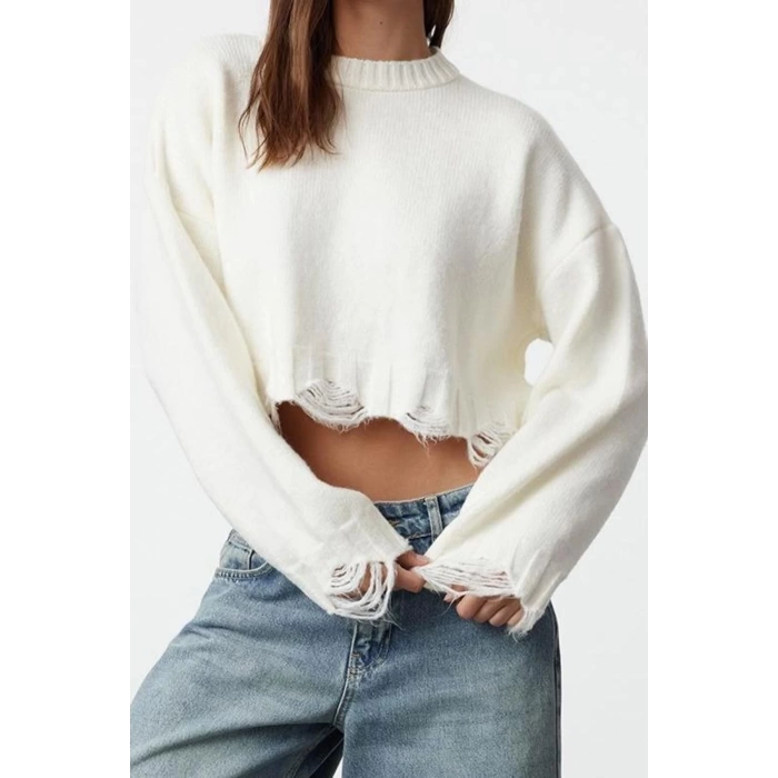 Women Fashion Stylish Crew Neck Low Sleeve Crop Super Wide Fit Soft Texture Knitwear Sweater