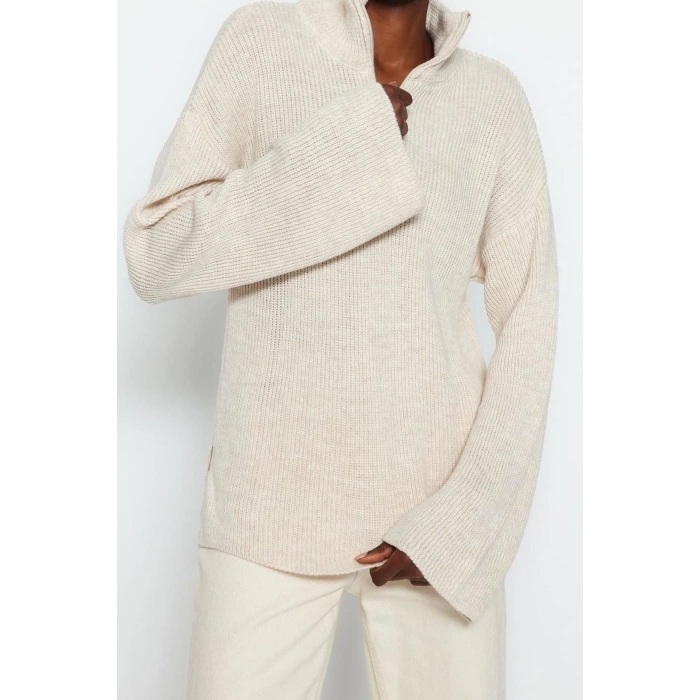 Womens Fashion Stylish Stand Collar Standard Sleeve Regular Wide Cut Zippered Knitwear Sweater