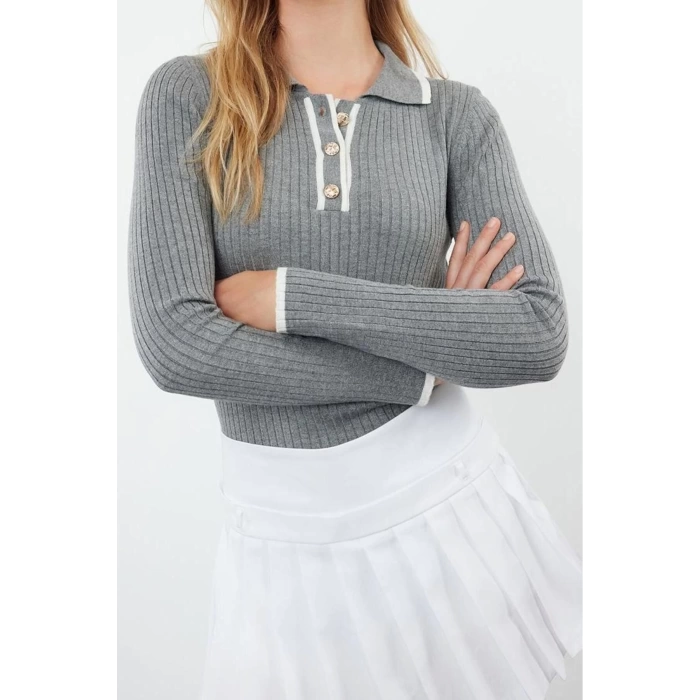 Women Fashion Stylish Polo Collar Standard Sleeve Regular Premium Special Yarn Knitwear Sweater