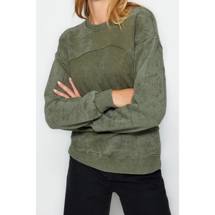 Kadın Regular Bisiklet Yaka Düşük Kol Regular Eskitme Kalın İçi Polarlı Geniş Kalıp Örme Sweatshirt