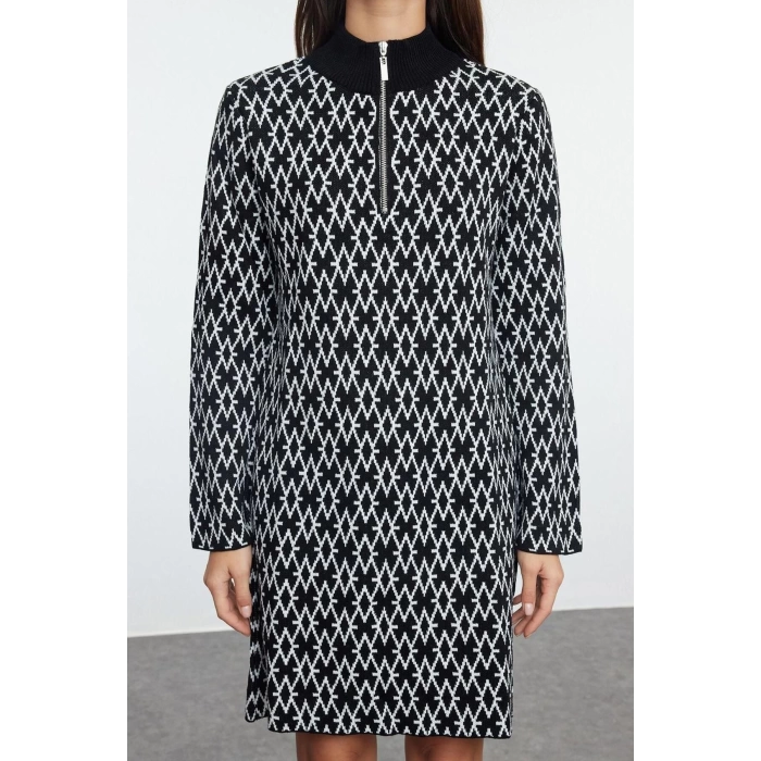Women Fashion Stylish Mini Length Stand Collar Regular Knitwear Geometric Patterned Dress