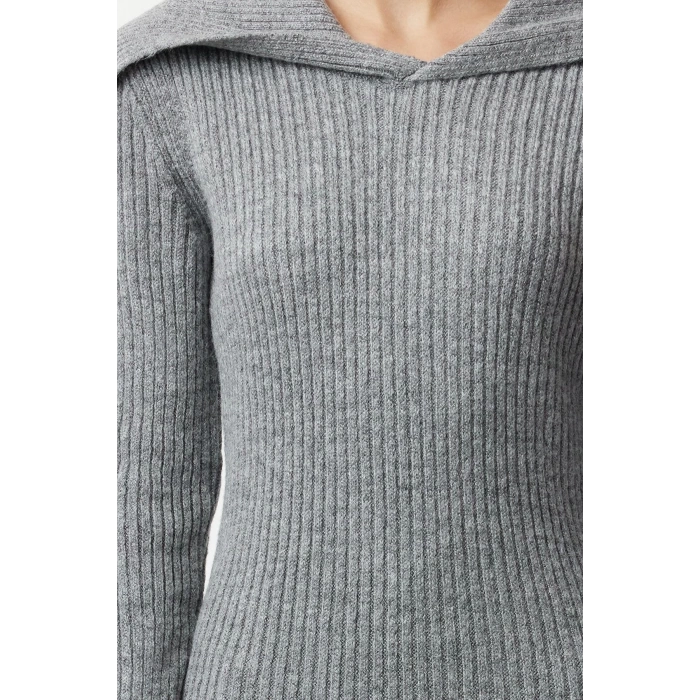 Women Fashion Stylish Midi Length Carmen Collar Regular Knitwear Soft Texture Turn-down Collar Dress