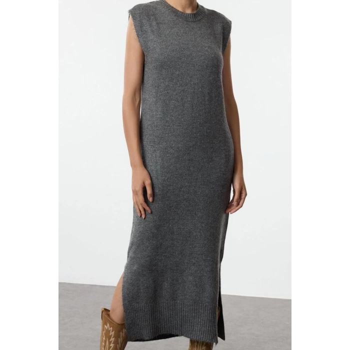 Women Fashion Stylish Maxi Length Crew Neck Regular Knitwear Soft Texture Slit Detailed Vest Dress