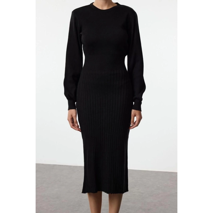 Women Fashion Stylish Midi Length Crew Neck Regular Dark Knitwear A-Line Form Fit Dress