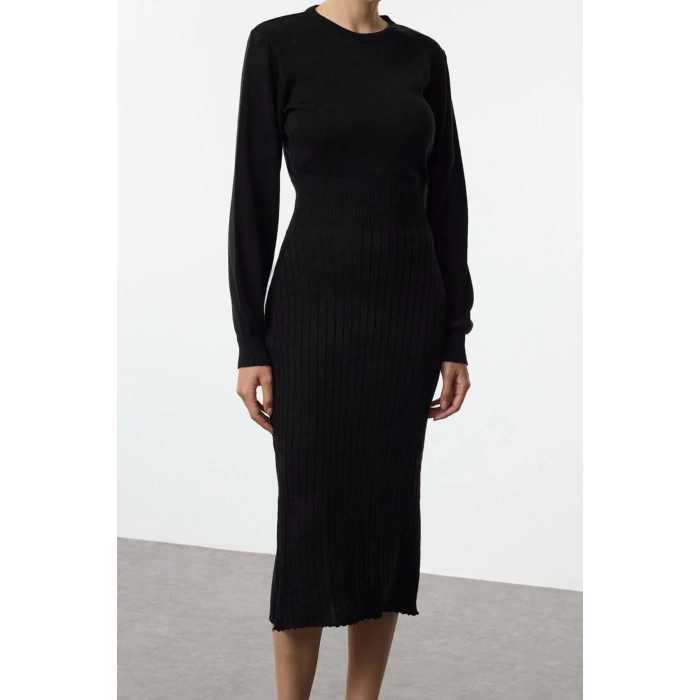 Women Fashion Stylish Midi Length Crew Neck Regular Dark Knitwear A-Line Form Fit Dress