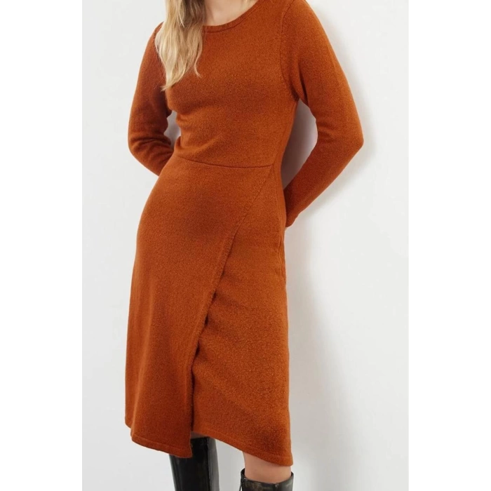 Womens Fashion Stylish Midi Length Crew Neck Regular Knitwear Soft Texture Double Breasted Skirt Detail Dress