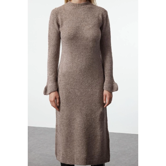Women Fashion Stylish Midi Length Crew Neck Regular Knitwear Boucle Dress