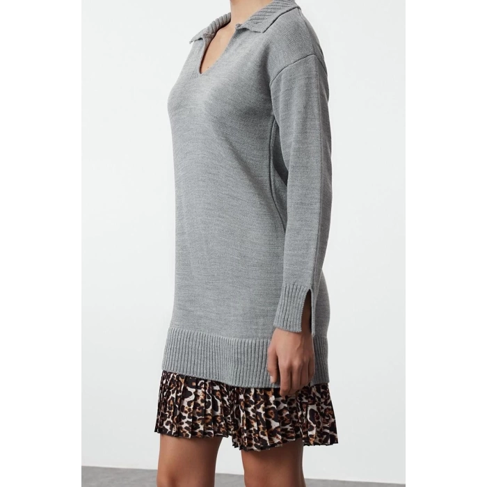 Women Fashion Stylish Mini Length Polo Collar Regular Knitted Garnished Dress