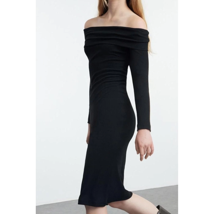 Women Fashion Midi Length Carmen Collar Slim Black 001 Striped Fitted Body Fitting Elastic Knitted Dress