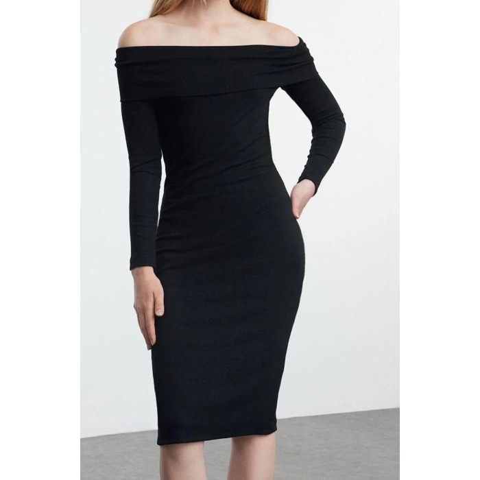 Women Fashion Midi Length Carmen Collar Slim Black 001 Striped Fitted Body Fitting Elastic Knitted Dress