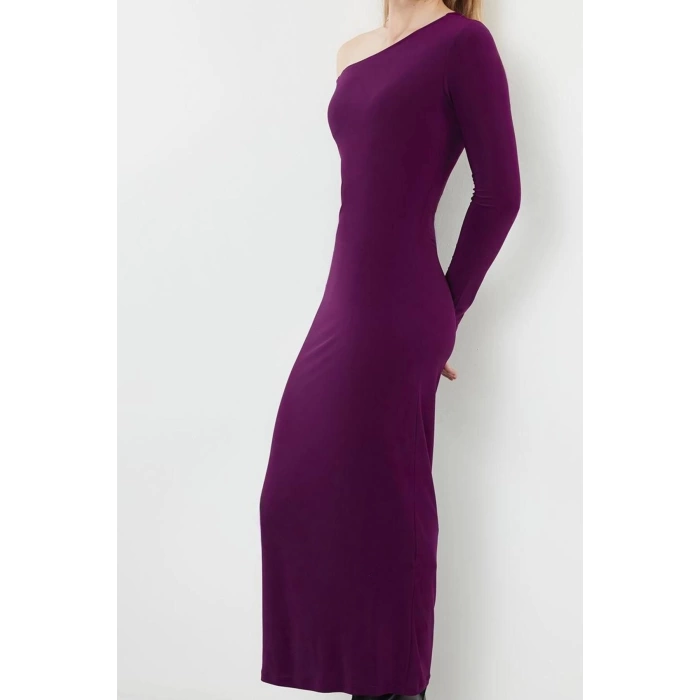 Kadın Moda Şık Maxi Boy Asimetrik Yaka Fitted Düz Detaylı Vücuda Oturan Esnek Örme Elbise