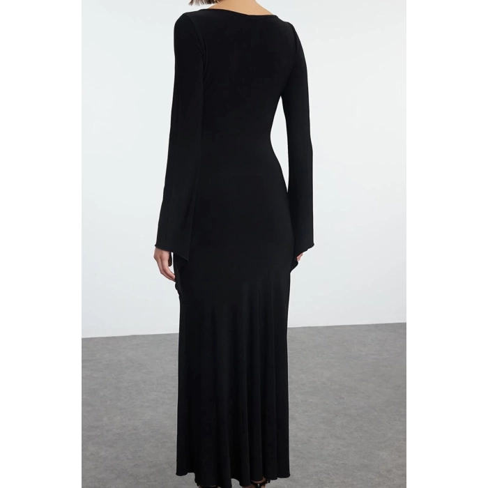 Kadın Moda Şık Maxi Boy Kayık Yaka Slim Düz Vücuda Oturan Eteği Volanlı Esnek Örme Elbise