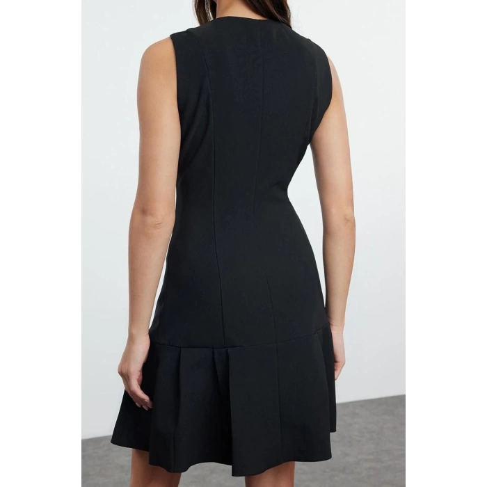 Women Fashion Stylish Mini Length Jacket Collar Regular Pleated Detailed Woven Jacket Dress