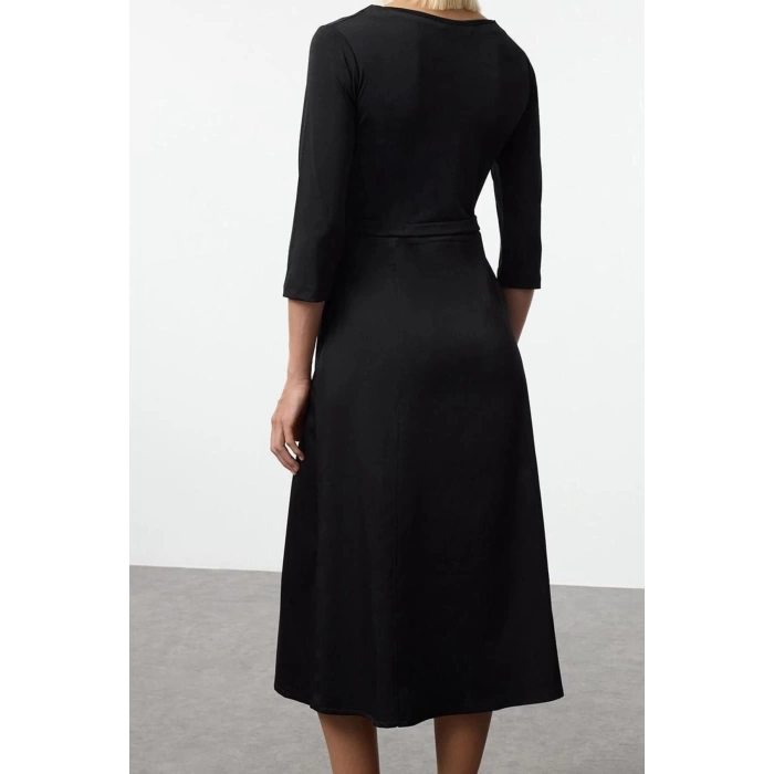 Women Fashion Stylish Midi Length Crew Neck Regular Waist Open Fabric Mixed Woven Dress