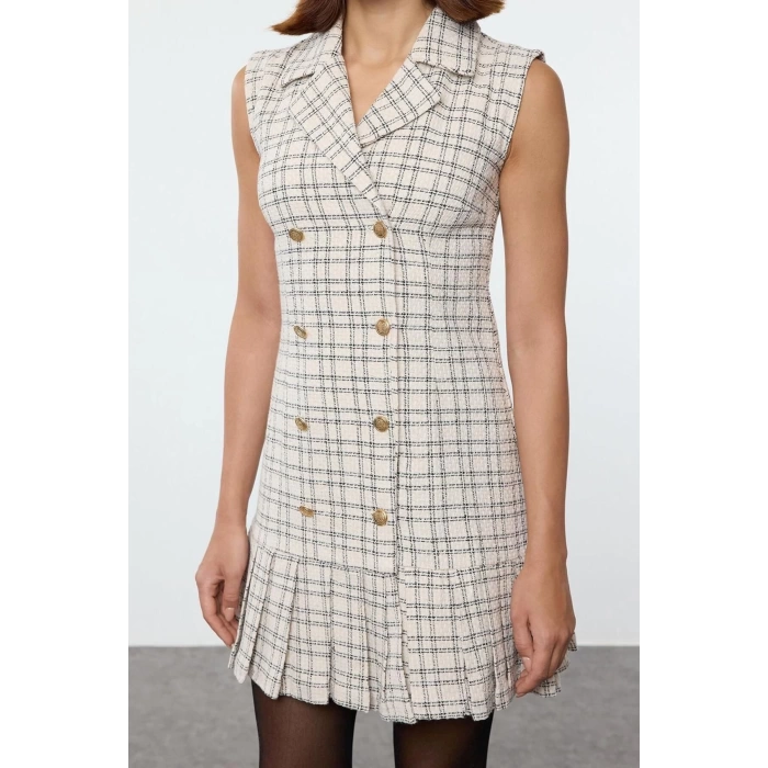 Women Fashion Stylish Mini Length Jacket Collar Regular Plaid Check Pleated Detailed Tweed Woven Jacket Dress