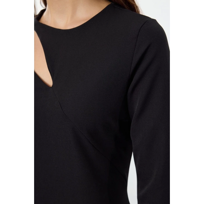 Women Fashion Stylish Mini Length Crew Neck Regular Bodycon Window Detailed Woven Dress