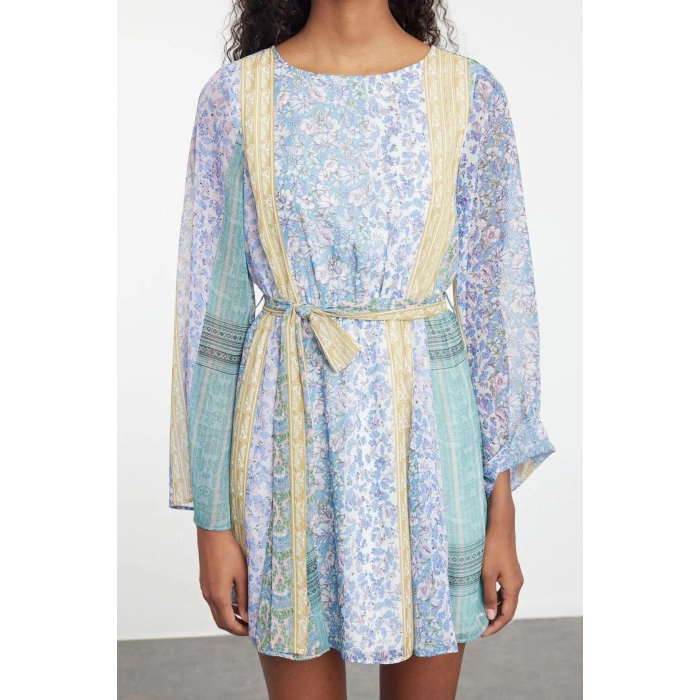 Womens Mini Length Crew Neck Regular Floral Patterned Skirt Opening at Waist Lined Woven Chiffon Dress