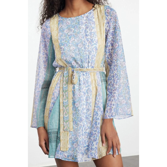 Womens Mini Length Crew Neck Regular Floral Patterned Skirt Opening at Waist Lined Woven Chiffon Dress