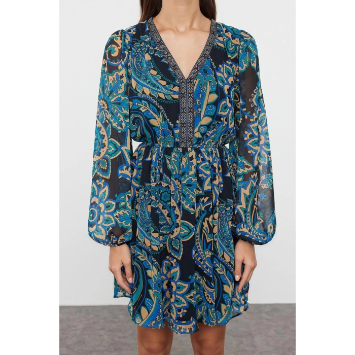 Women Fashion Stylish Mini Length V Neck Regular Floral Woven Dress