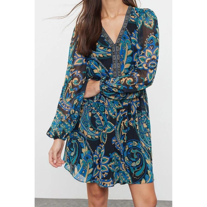 Women Fashion Stylish Mini Length V Neck Regular Floral Woven Dress