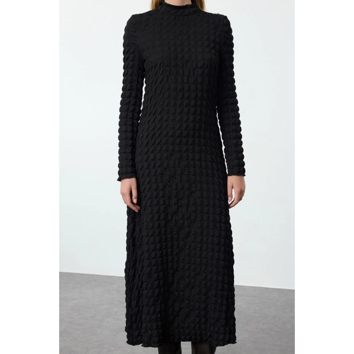 Women Fashion Stylish Maxi Length Crew Neck Regular Plain Textured A-Line Flexible Knitted Dress