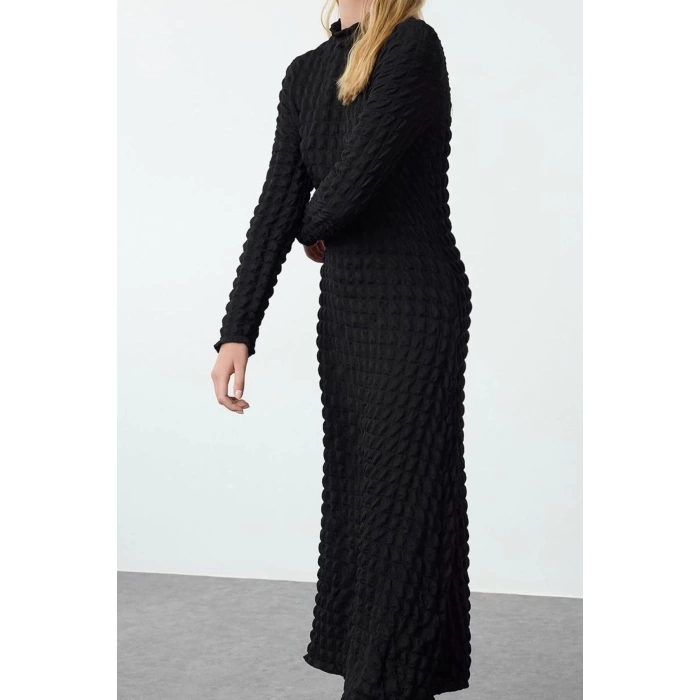 Women Fashion Stylish Maxi Length Crew Neck Regular Plain Textured A-Line Flexible Knitted Dress