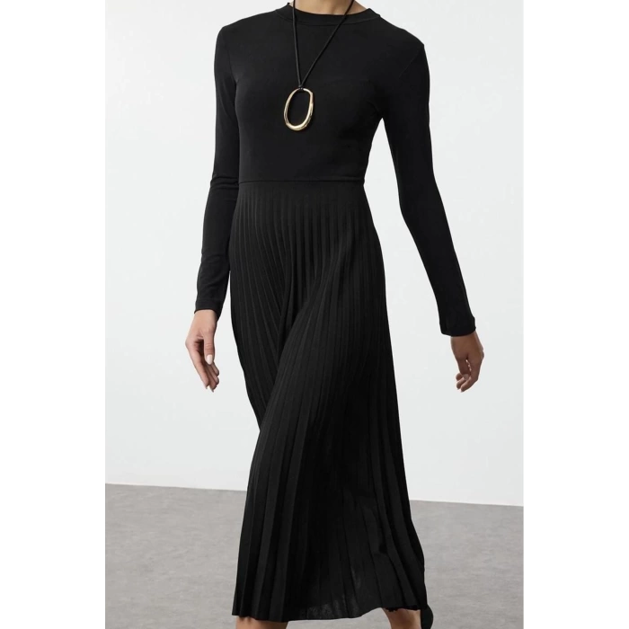 Womens Fashion Maxi Length Stand Collar Slim Pleated Detail Skater Waist Open Long Sleeve Flexible Knitted Dress