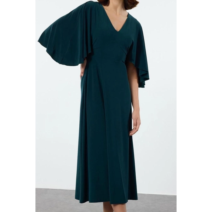 Women Fashion Stylish Maxi Length V Neck Regular Plain Cape Elastic Knitted Dress