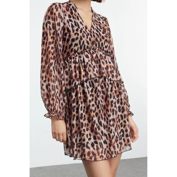 Womens Mini V Neck Relaxed Leopard Printed Ruffle Detailed A Line Bell Cut Balloon Sleeve Knitted Dress