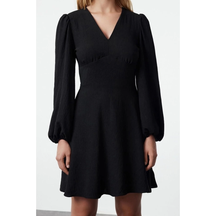 Womens Fashion Stylish Mini Length V Neck Regular A Cut Balloon Sleeve Detailed Woven Dress