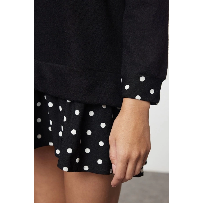 Women Fashion Stylish Mini Length Crew Neck Regular Selanik Polka Dot Knitted Dress
