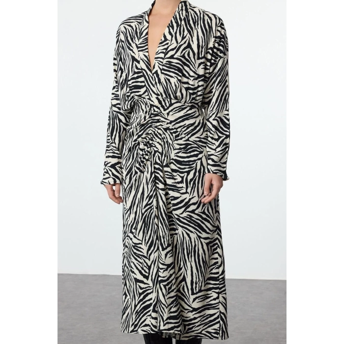Womens Midi Length V Neck Fitted Animal Pattern Adjustable Collar Opening Gathered Skirt Woven Dress
