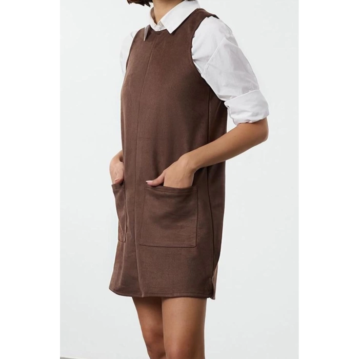 Women Fashion Stylish Mini Length Crew Neck Relaxed Plain Plain Pocket Detailed A line Bell Cut Knitted Dress
