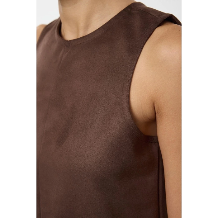 Women Fashion Stylish Mini Length Crew Neck Relaxed Plain Plain Pocket Detailed A line Bell Cut Knitted Dress