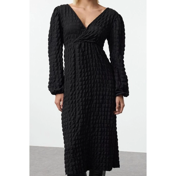 Women Fashion Stylish Midi Length Double Breasted Regular Plain Textured Wrap Collar Flexible Knitted Dress